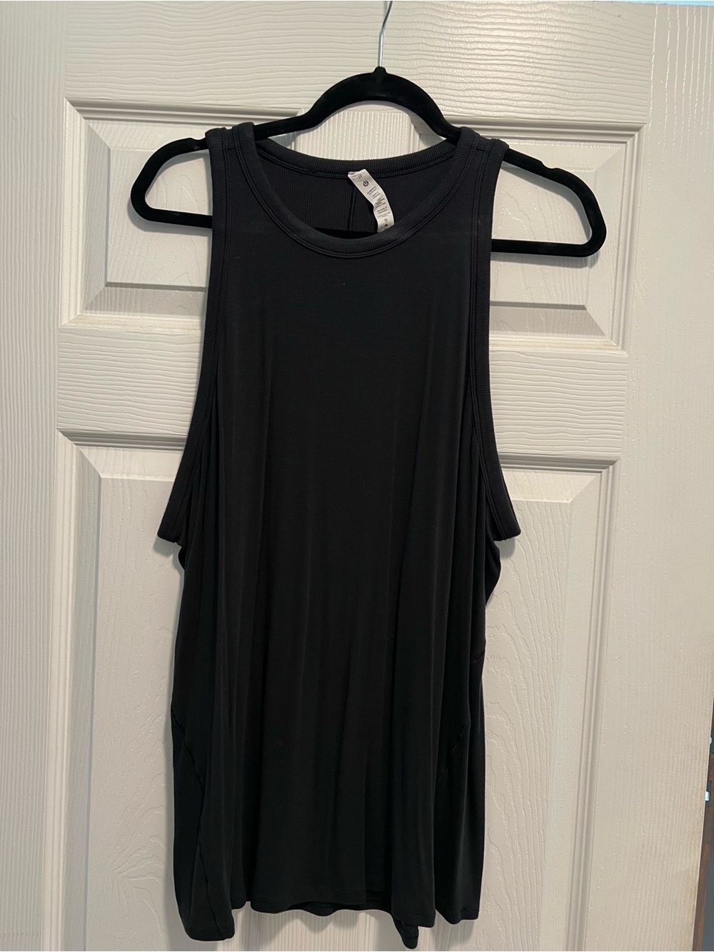 lululemon athletica hold tight tank size 20